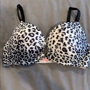 Victoria Secret VERY SEXY push-up leopard and gems
